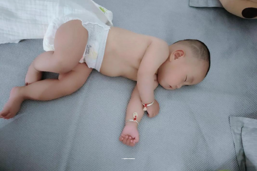 德清宝宝口水多怎么回事